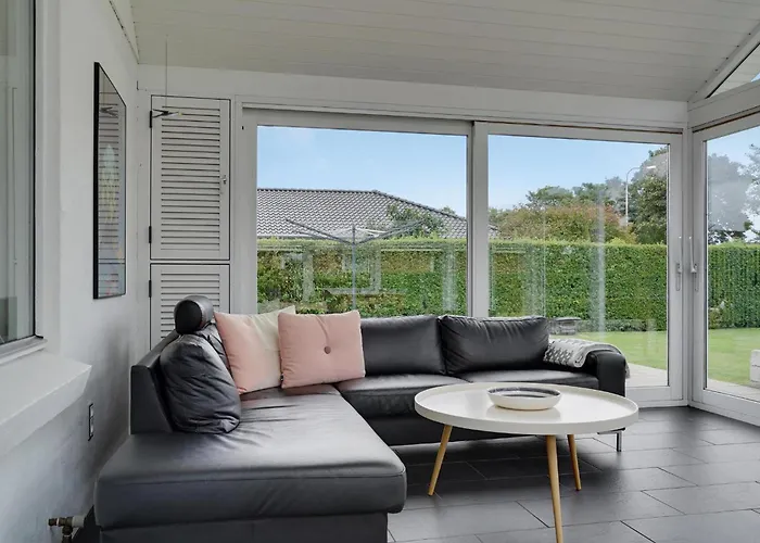 House For Your Family Stay! *