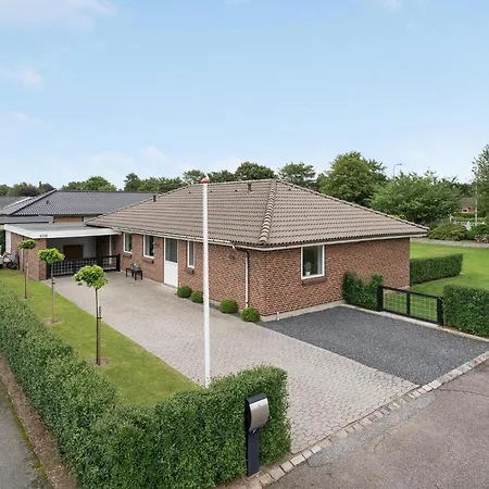 House For Your Family Stay! Villa *